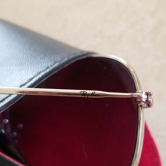 Ray ban Aviators with Case NWOT - Picture 5 of 5